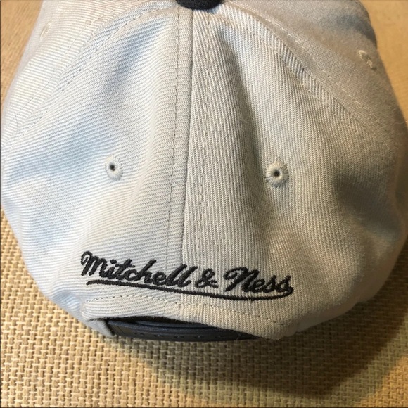 San Antonio Spurs hat - Picture 3 of 7